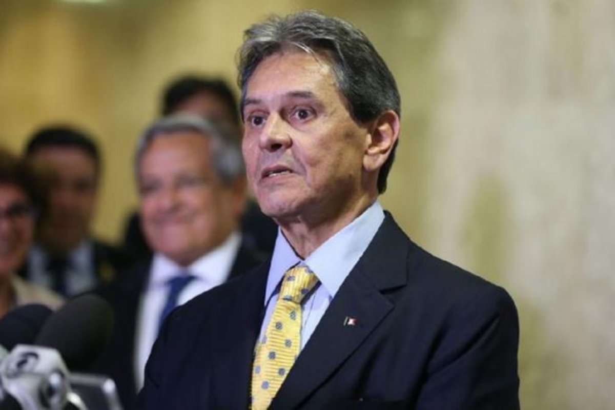[Vídeo: 'Os filhos interferirem no governo é um erro grave de Bolsonaro', diz Roberto Jefferson]