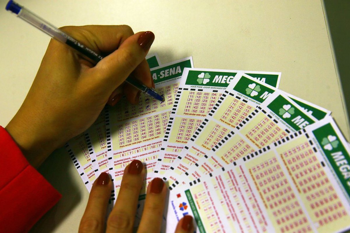 [Arrecadação de loterias cresce 13% em um ano e chega a R$ 2,42 bilhões]