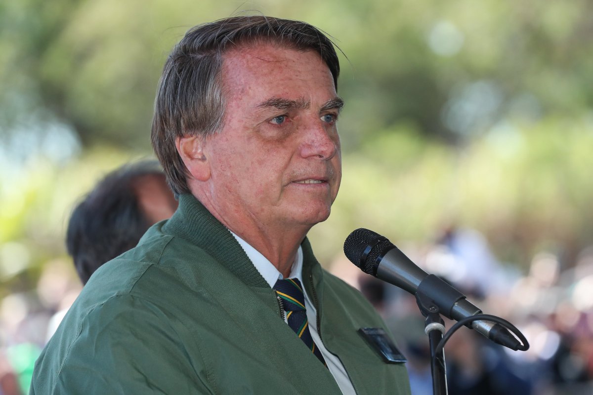 [Parlamentares e entidades protocolam 'superpedido' de impeachment de Bolsonaro]