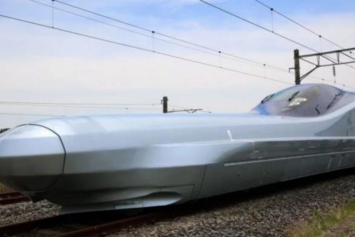 [China apresenta trem que é considerado o mais rápido do mundo]