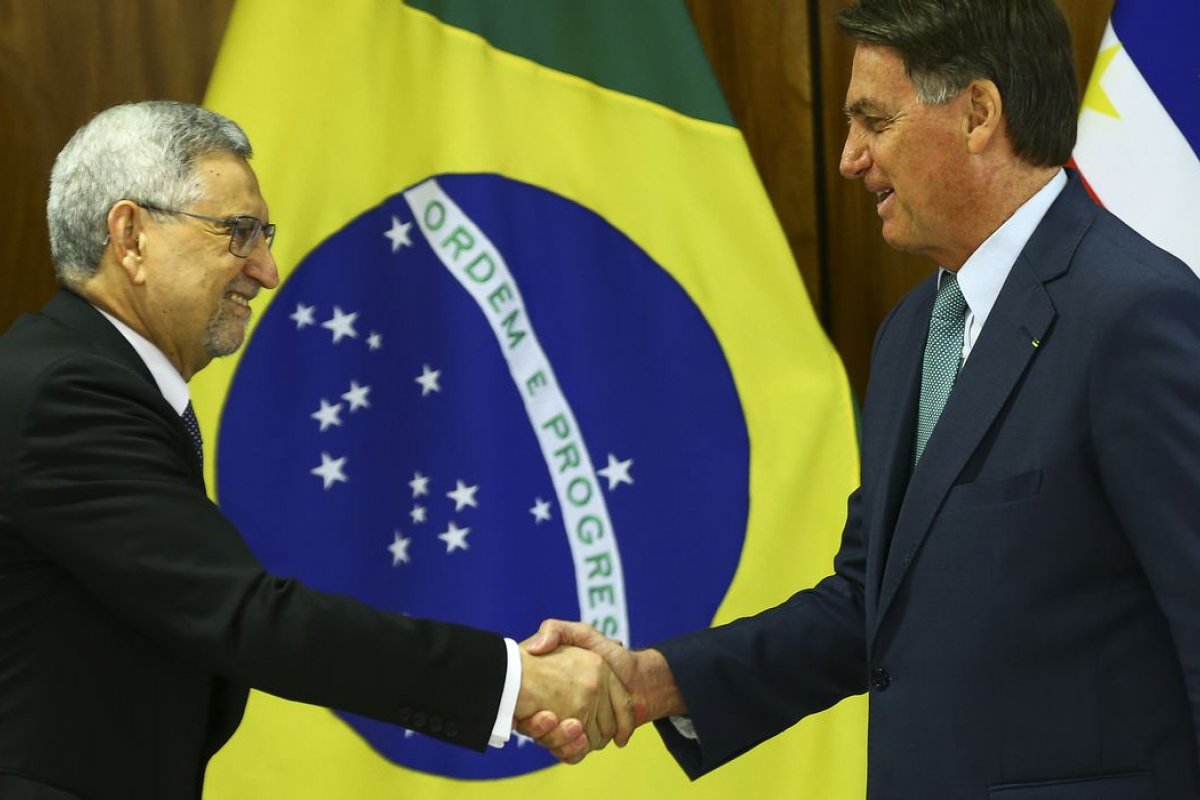 [Presidente de Cabo Verde quer ampliar relações econômicas com Brasil]