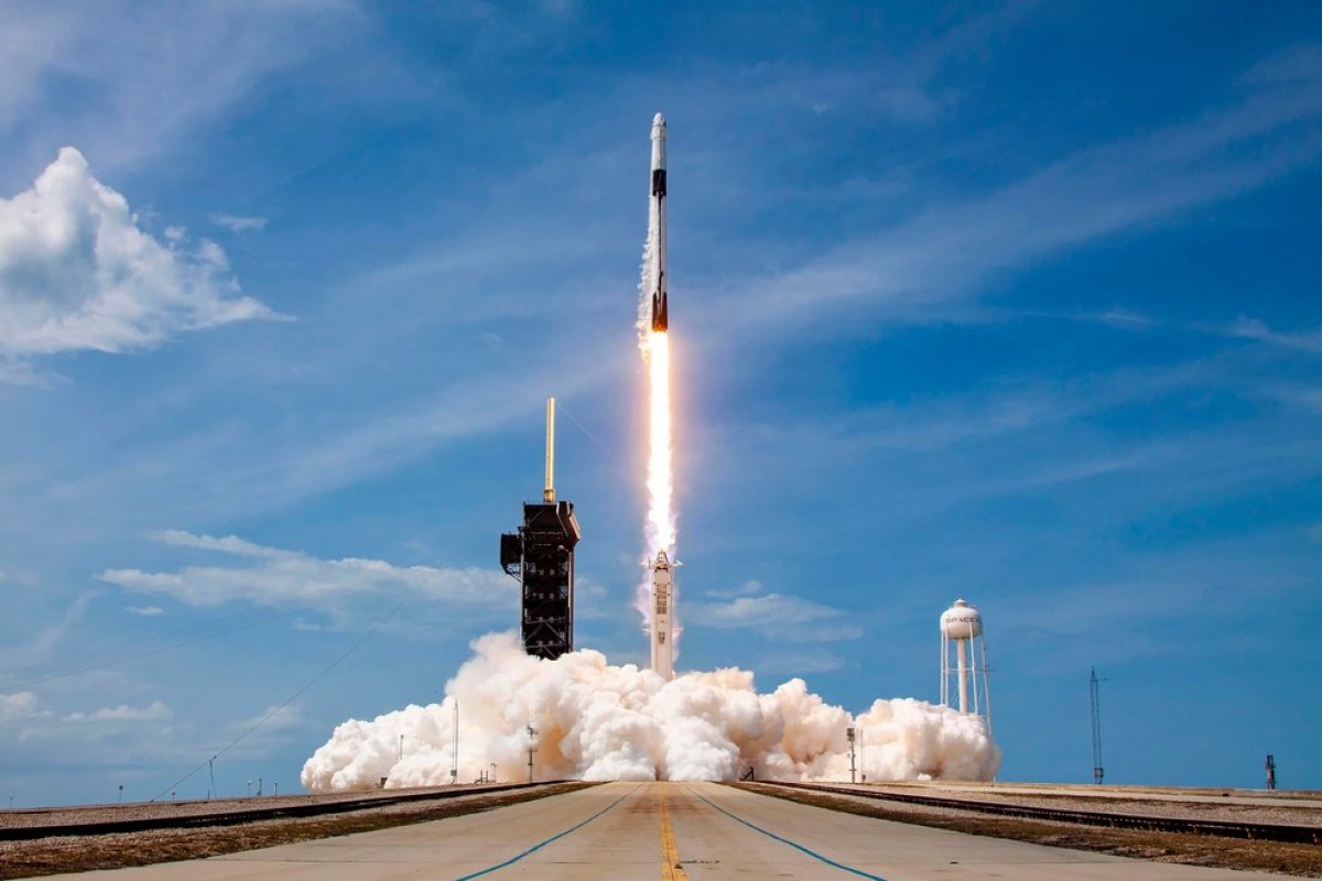 [SpaceX ultrapassa mais uma fronteira do turismo espacial e fará voo orbital nesta quarta-feira (15)]