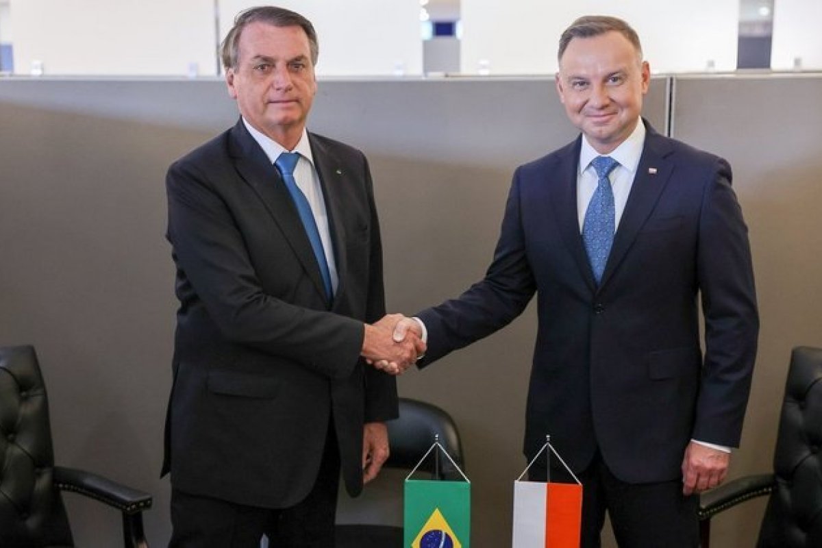 [Jair Bolsonaro pede apoio à Polônia para entrada na OCDE]