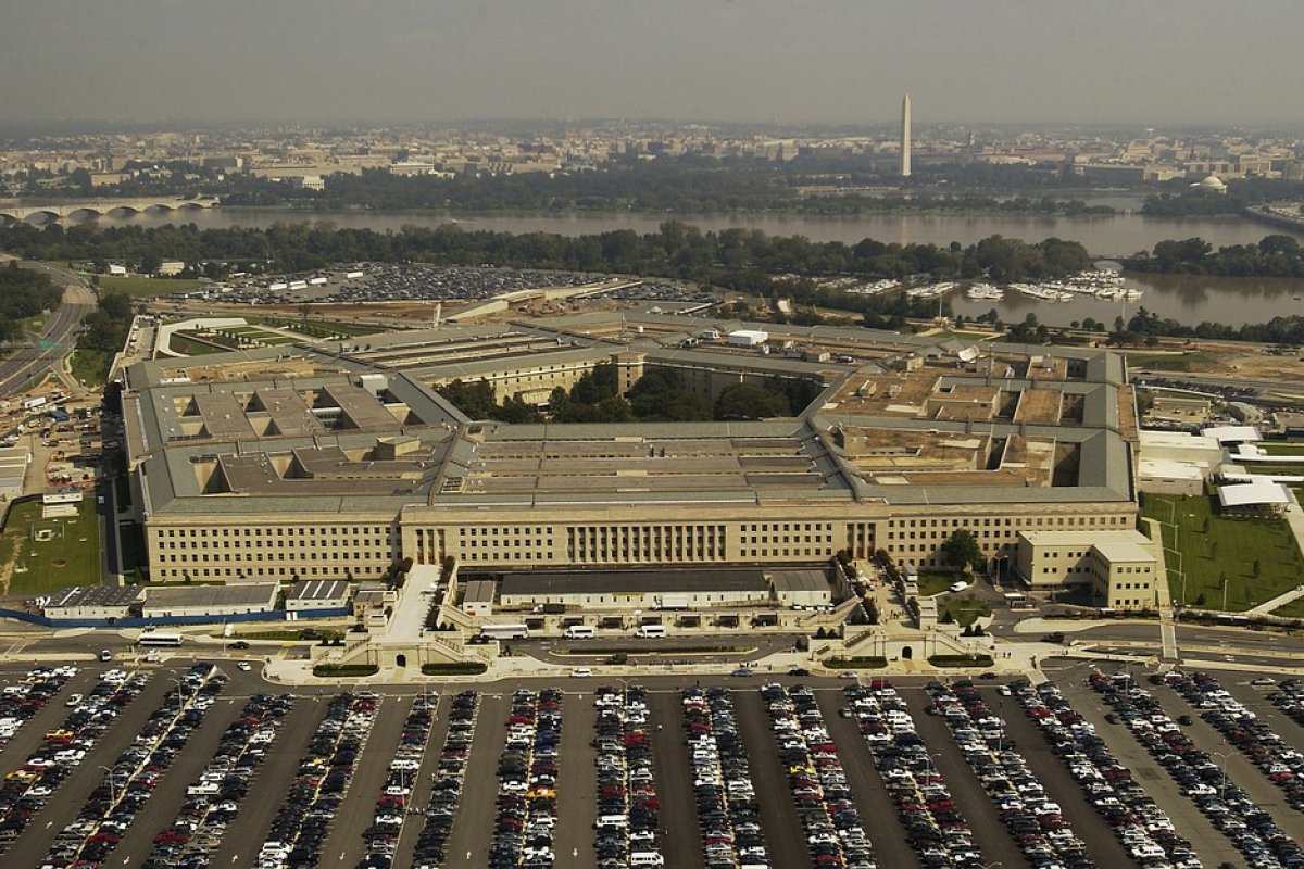 [Americanos enviam 200 militares e mísseis Patriot para defesa da Arábia Saudita]