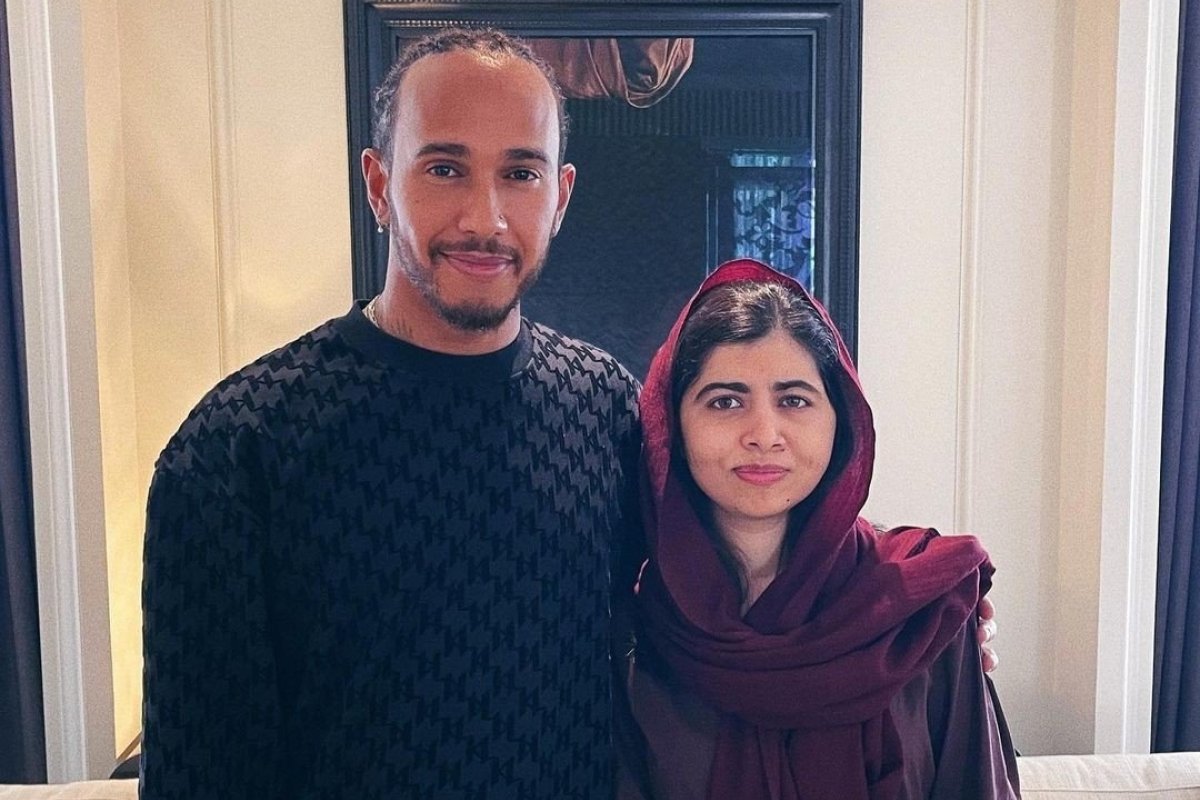 [Nas redes sociais, Lewis Hamilton elogia Malala: 'Inspiradora']