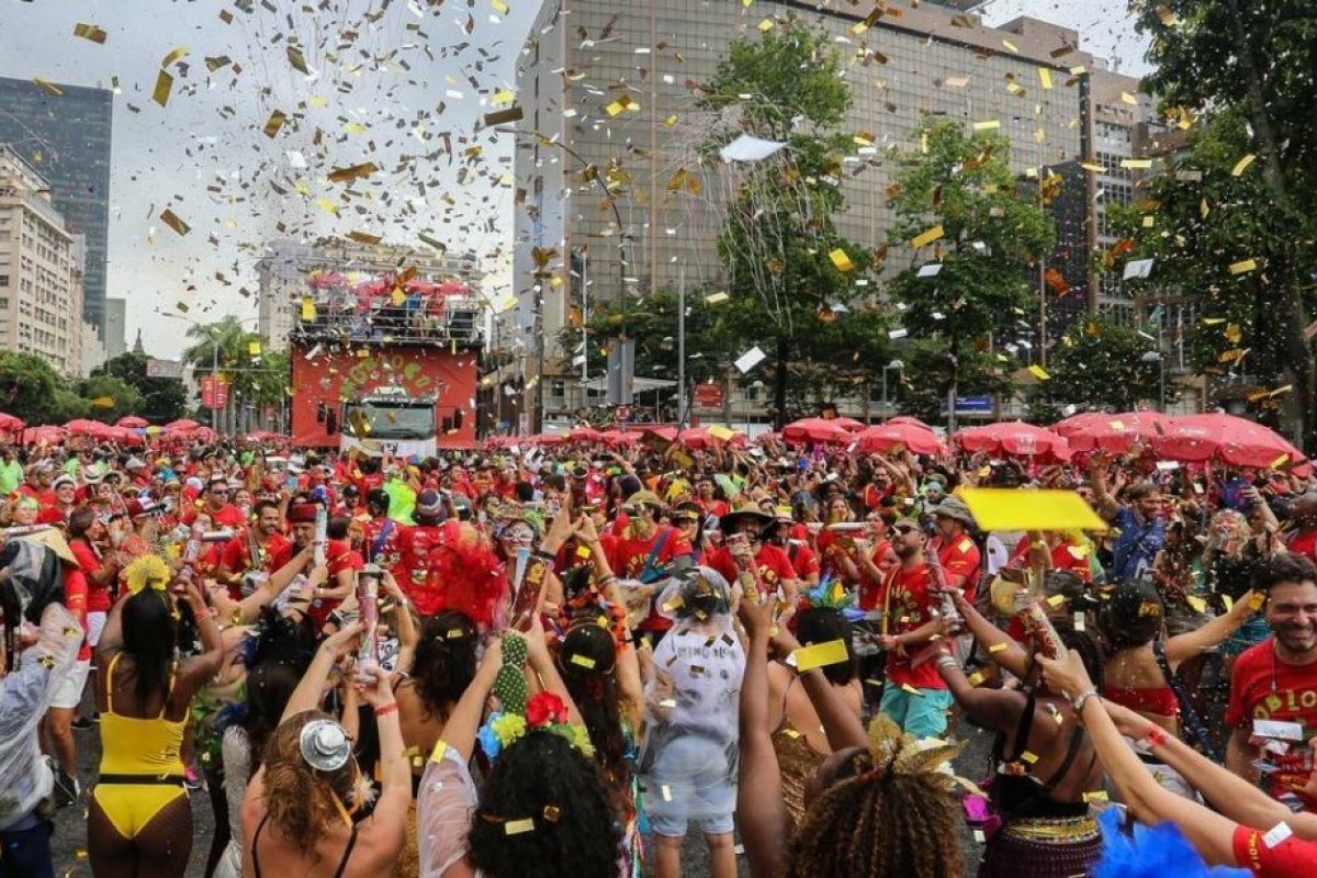 [Rio: 506 blocos se inscrevem para desfilar nas ruas em 2022]