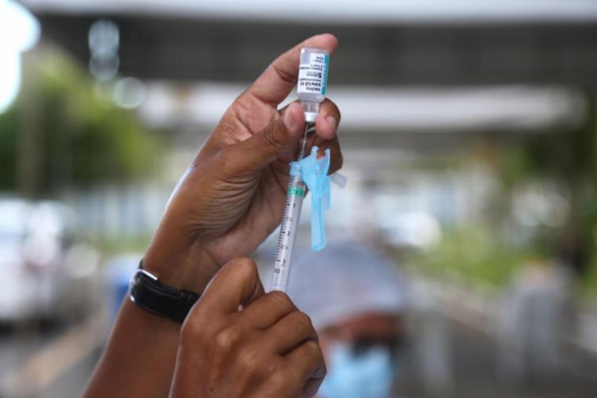 [Vacinação: Salvador inicia operação com mutirão para público que ainda não recebeu 1ª dose contra Covid-19]