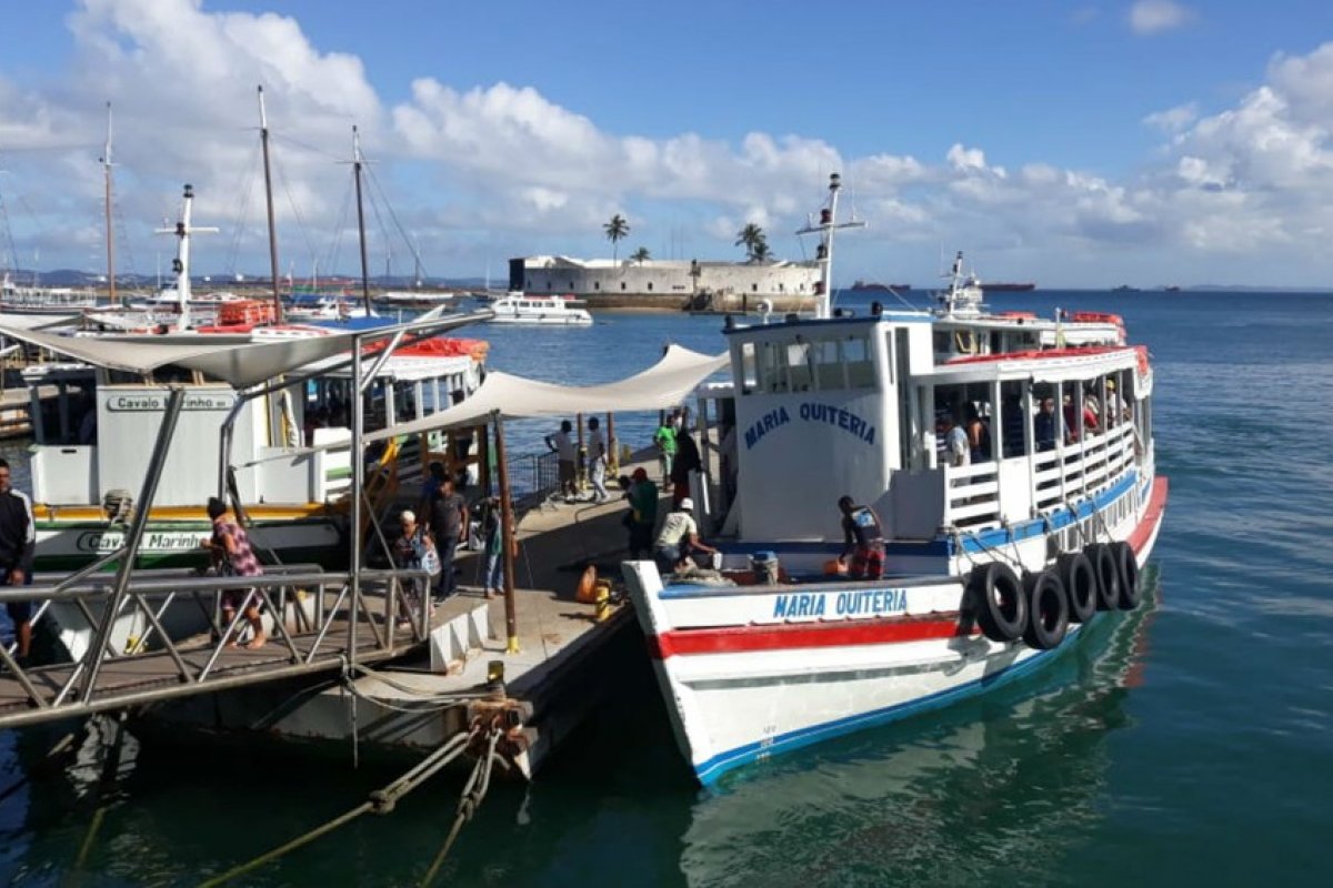 [Travessia Salvador-Mar Grande registra fluxo tranquilo de embarque nos dois sentidos nesta terça-feira (9) ]