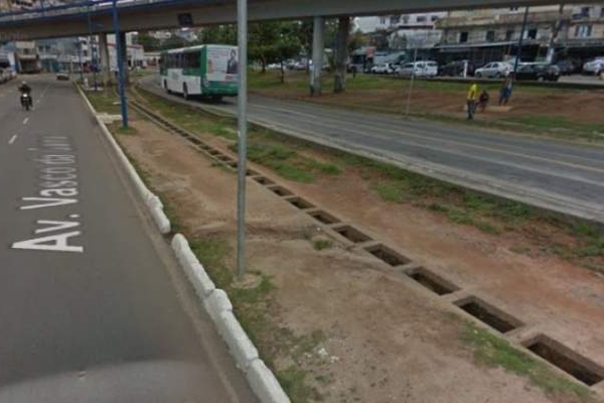 [Homem é atropelado por ônibus em via em exclusiva na Avenida Vasco da Gama, em Salvador]