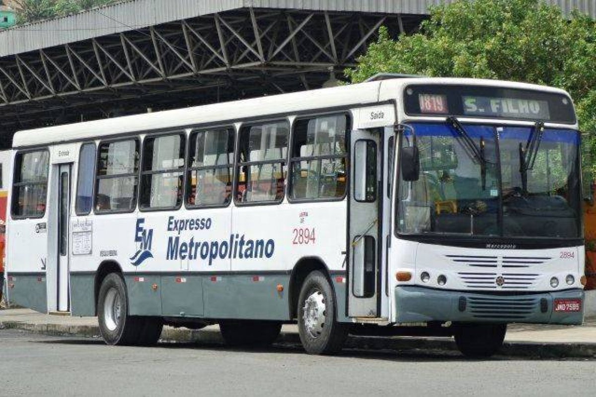 [Governo Federal aprova financiamento para compra de 169 novos ônibus para Salvador]