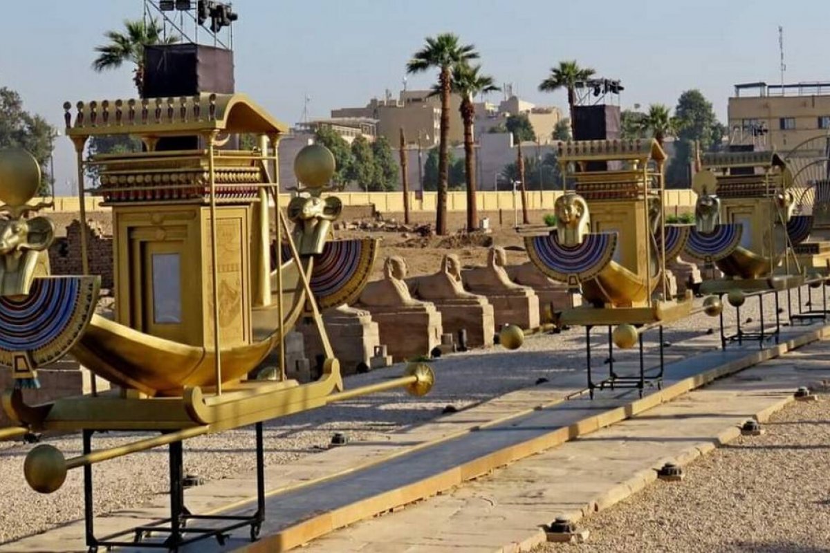 [Governo do Egito realiza megaevento para reinaugurar avenida com mais de 2 mil anos]