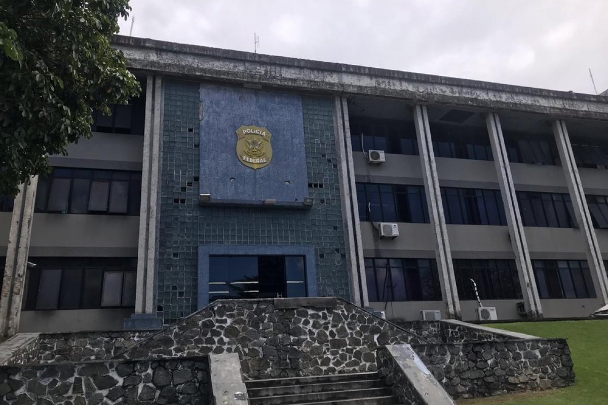 [PF deflagra operação contra fraudes no Auxílio Emergencial na Bahia ]