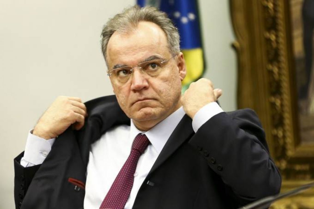 [Relator da reforma da Previdência diz que o PSDB não está a serviço do governo, mas do Brasil]